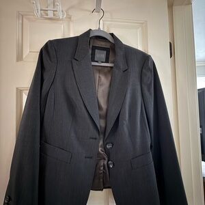 Luxe Women's Gray Pinstripe Blazer